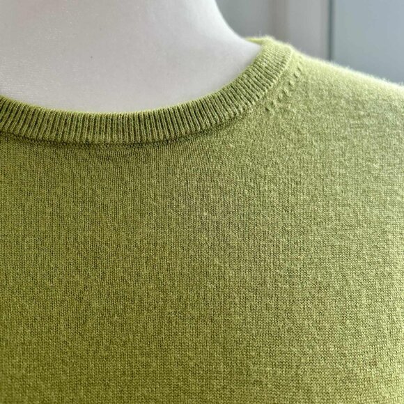 Massimo Dutti Pistachio Soft Touch Wool Blend Fine Knit Crewneck Sweater – US M - Picture 8 of 11